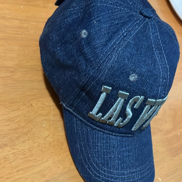 Hat - Picture 2 of 4